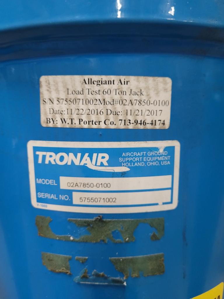 60 Ton Tronair Aircraft Jack