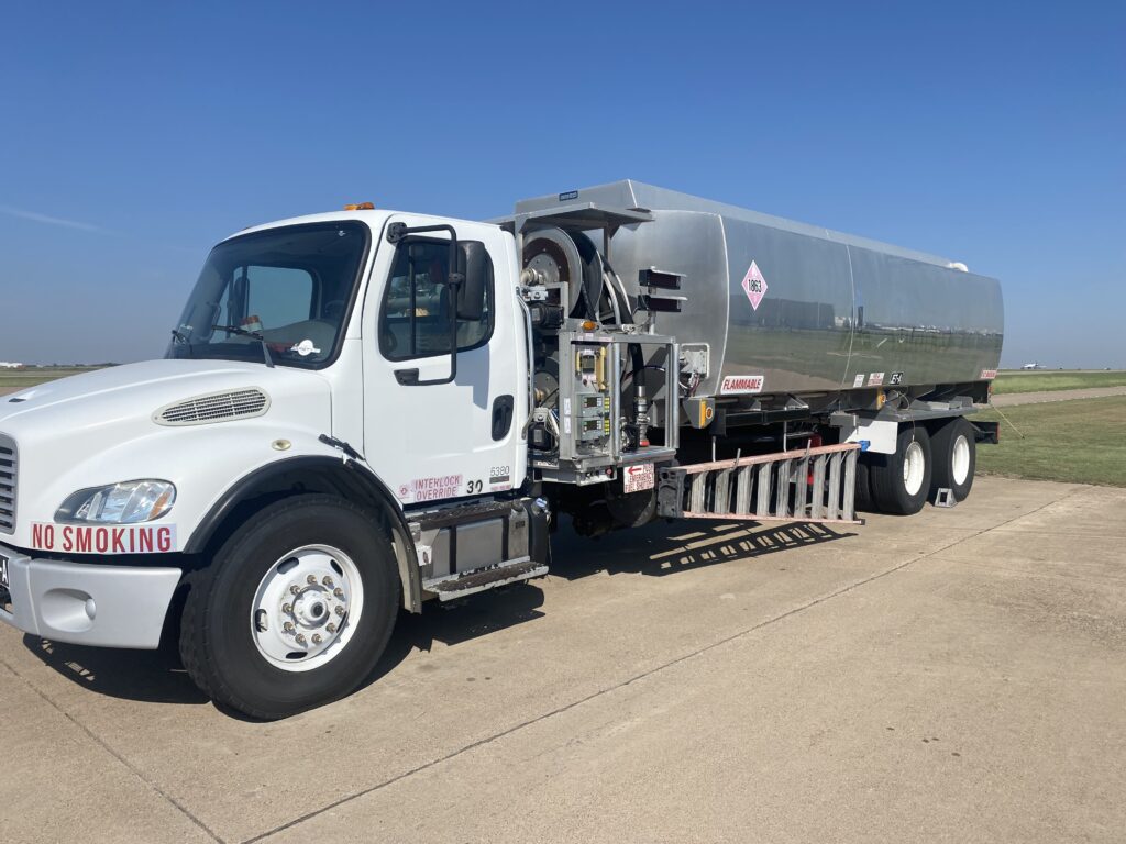 2012 7000 Gallon Jet A Fuel Truck