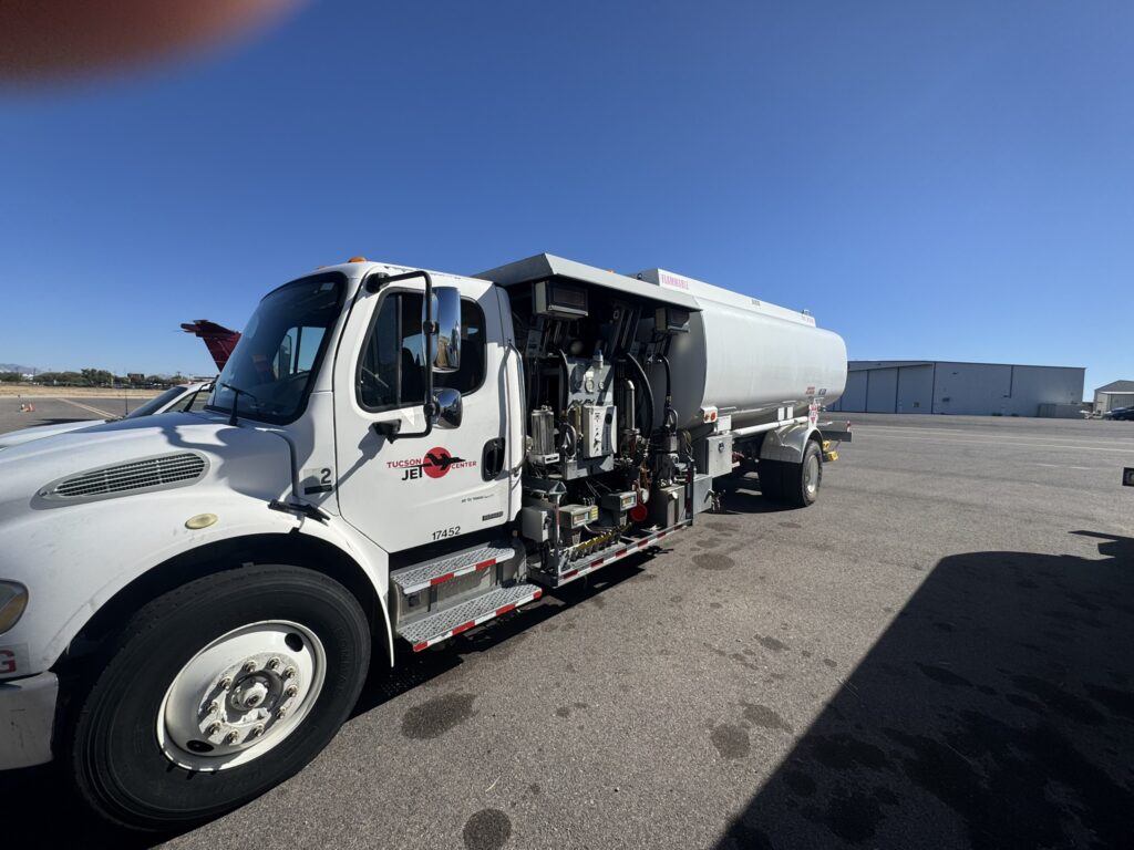 2007 Freightliner Jet-A Truck 5000 Gallons