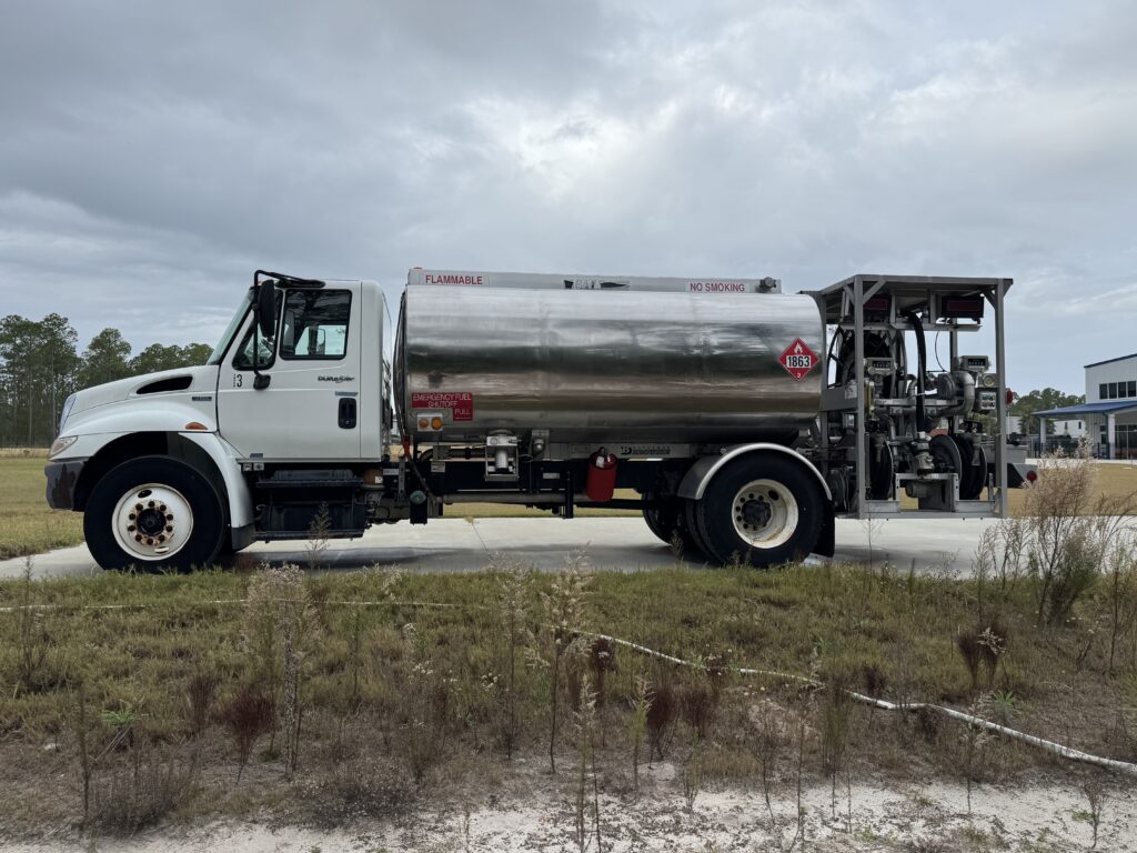 2008 International Navistar 3000 Gallon Jet-A