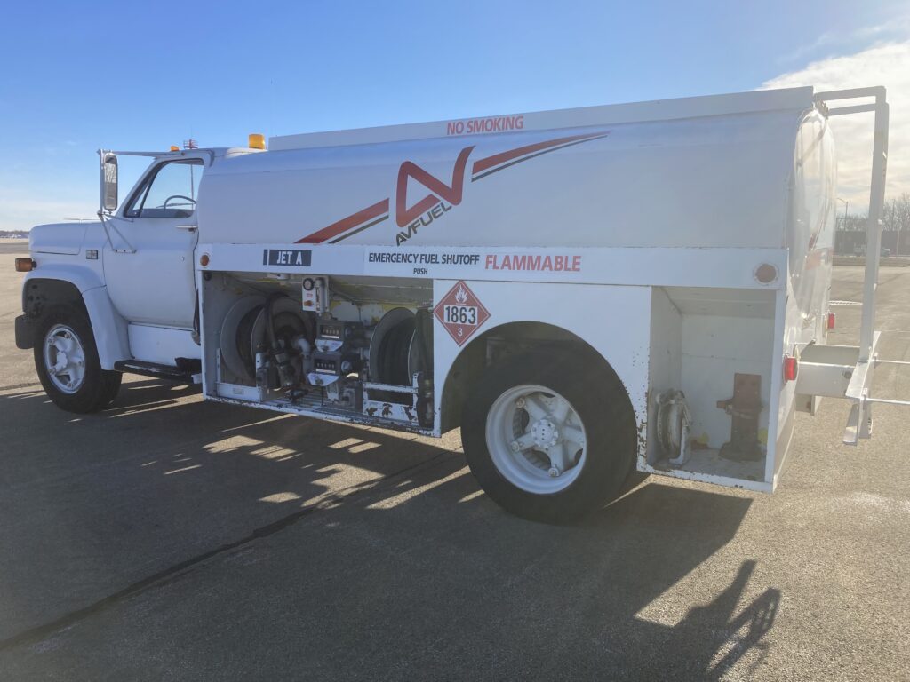 1700 Gallon Jet A Refueler