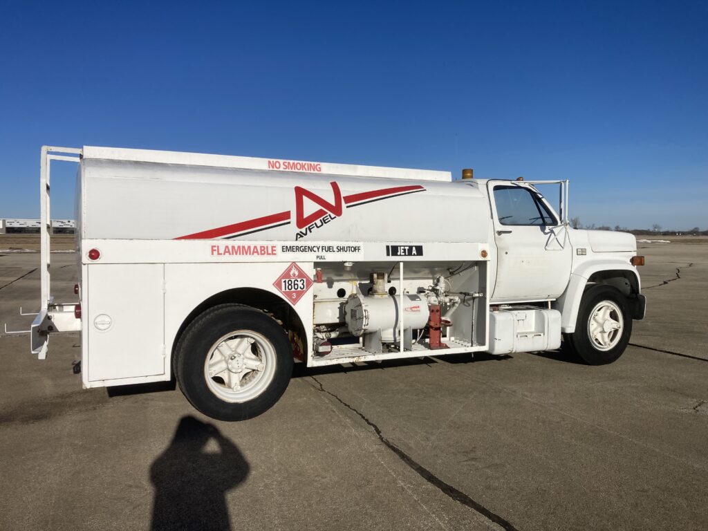 1700 Gallon Jet A Refueler