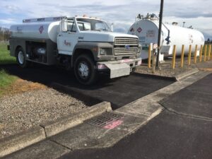 1985 2000 Gallon F-800 Jet-A Truck